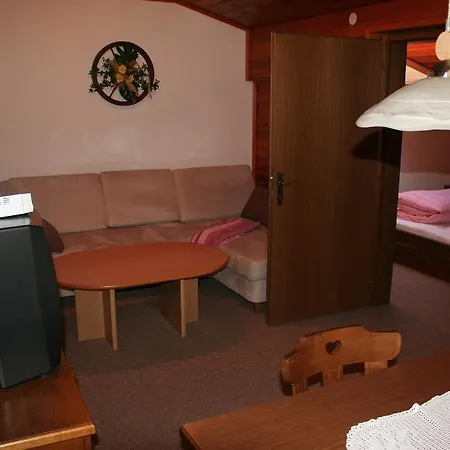 Haus Tschanun Penzion *